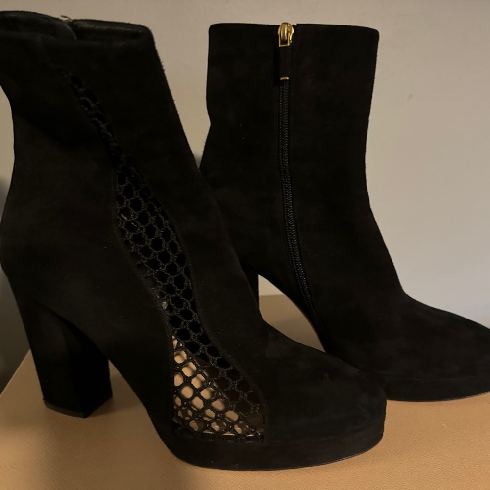 Dior beautiful heels/boots.